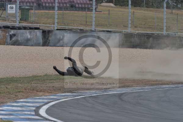 Motorcycle action photographs;Trackday digital images;donington;donington park leicestershire;donington photographs;event digital images;eventdigitalimages;no limits trackday;peter wileman photography;trackday;trackday photos
