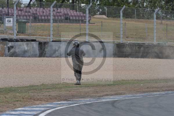 Motorcycle action photographs;Trackday digital images;donington;donington park leicestershire;donington photographs;event digital images;eventdigitalimages;no limits trackday;peter wileman photography;trackday;trackday photos