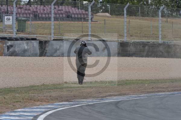Motorcycle action photographs;Trackday digital images;donington;donington park leicestershire;donington photographs;event digital images;eventdigitalimages;no limits trackday;peter wileman photography;trackday;trackday photos