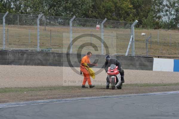 Motorcycle action photographs;Trackday digital images;donington;donington park leicestershire;donington photographs;event digital images;eventdigitalimages;no limits trackday;peter wileman photography;trackday;trackday photos