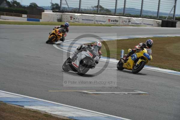 Motorcycle action photographs;Trackday digital images;donington;donington park leicestershire;donington photographs;event digital images;eventdigitalimages;no limits trackday;peter wileman photography;trackday;trackday photos