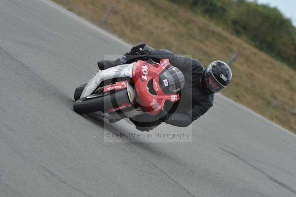 Motorcycle action photographs;Trackday digital images;donington;donington park leicestershire;donington photographs;event digital images;eventdigitalimages;no limits trackday;peter wileman photography;trackday;trackday photos