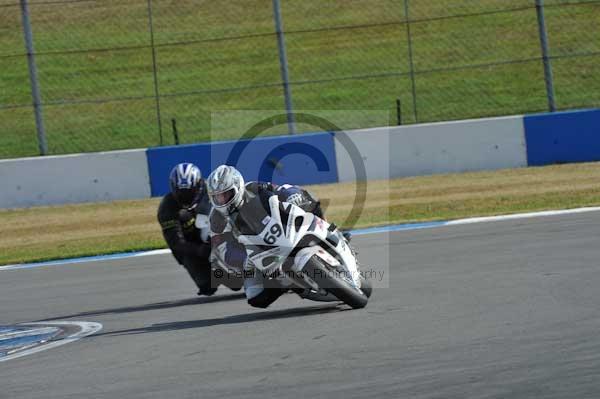 Motorcycle action photographs;Trackday digital images;donington;donington park leicestershire;donington photographs;event digital images;eventdigitalimages;no limits trackday;peter wileman photography;trackday;trackday photos