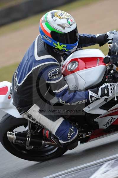 Motorcycle action photographs;Trackday digital images;donington;donington park leicestershire;donington photographs;event digital images;eventdigitalimages;no limits trackday;peter wileman photography;trackday;trackday photos