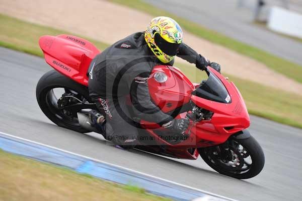 Motorcycle action photographs;Trackday digital images;donington;donington park leicestershire;donington photographs;event digital images;eventdigitalimages;no limits trackday;peter wileman photography;trackday;trackday photos