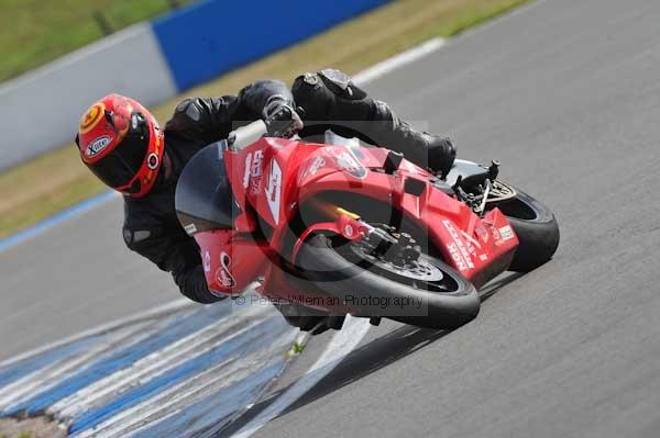 Motorcycle action photographs;Trackday digital images;donington;donington park leicestershire;donington photographs;event digital images;eventdigitalimages;no limits trackday;peter wileman photography;trackday;trackday photos