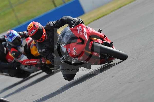 Motorcycle action photographs;Trackday digital images;donington;donington park leicestershire;donington photographs;event digital images;eventdigitalimages;no limits trackday;peter wileman photography;trackday;trackday photos