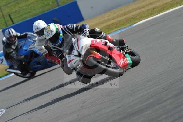 Motorcycle action photographs;Trackday digital images;donington;donington park leicestershire;donington photographs;event digital images;eventdigitalimages;no limits trackday;peter wileman photography;trackday;trackday photos