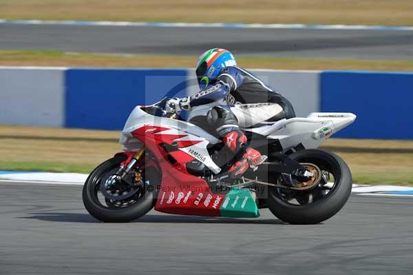 Motorcycle action photographs;Trackday digital images;donington;donington park leicestershire;donington photographs;event digital images;eventdigitalimages;no limits trackday;peter wileman photography;trackday;trackday photos