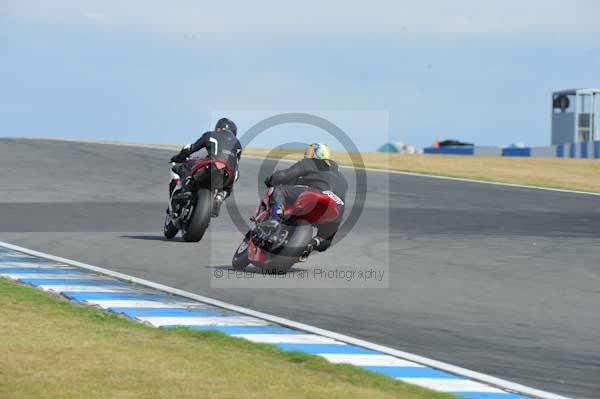 Motorcycle action photographs;Trackday digital images;donington;donington park leicestershire;donington photographs;event digital images;eventdigitalimages;no limits trackday;peter wileman photography;trackday;trackday photos