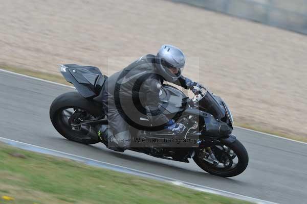 Motorcycle action photographs;Trackday digital images;donington;donington park leicestershire;donington photographs;event digital images;eventdigitalimages;no limits trackday;peter wileman photography;trackday;trackday photos