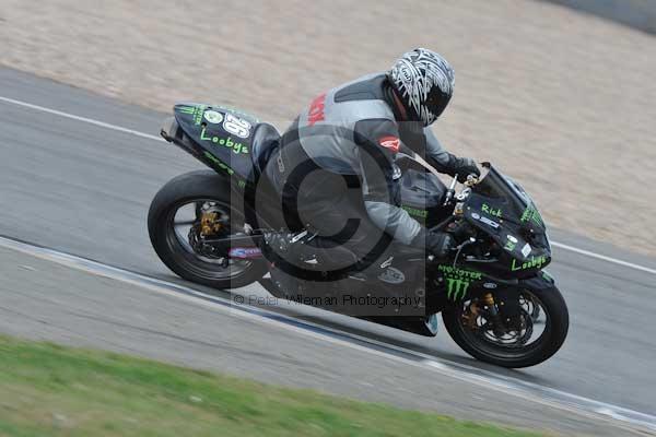 Motorcycle action photographs;Trackday digital images;donington;donington park leicestershire;donington photographs;event digital images;eventdigitalimages;no limits trackday;peter wileman photography;trackday;trackday photos
