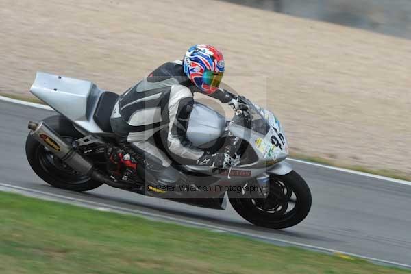 Motorcycle action photographs;Trackday digital images;donington;donington park leicestershire;donington photographs;event digital images;eventdigitalimages;no limits trackday;peter wileman photography;trackday;trackday photos