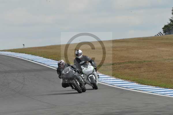 Motorcycle action photographs;Trackday digital images;donington;donington park leicestershire;donington photographs;event digital images;eventdigitalimages;no limits trackday;peter wileman photography;trackday;trackday photos