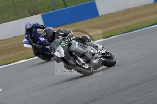 Motorcycle action photographs;Trackday digital images;donington;donington park leicestershire;donington photographs;event digital images;eventdigitalimages;no limits trackday;peter wileman photography;trackday;trackday photos