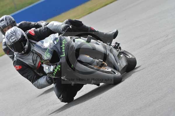 Motorcycle action photographs;Trackday digital images;donington;donington park leicestershire;donington photographs;event digital images;eventdigitalimages;no limits trackday;peter wileman photography;trackday;trackday photos