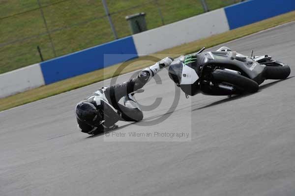Motorcycle action photographs;Trackday digital images;donington;donington park leicestershire;donington photographs;event digital images;eventdigitalimages;no limits trackday;peter wileman photography;trackday;trackday photos