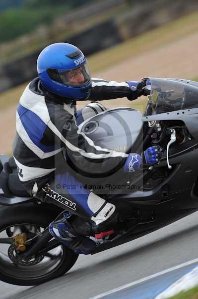 Motorcycle action photographs;Trackday digital images;donington;donington park leicestershire;donington photographs;event digital images;eventdigitalimages;no limits trackday;peter wileman photography;trackday;trackday photos