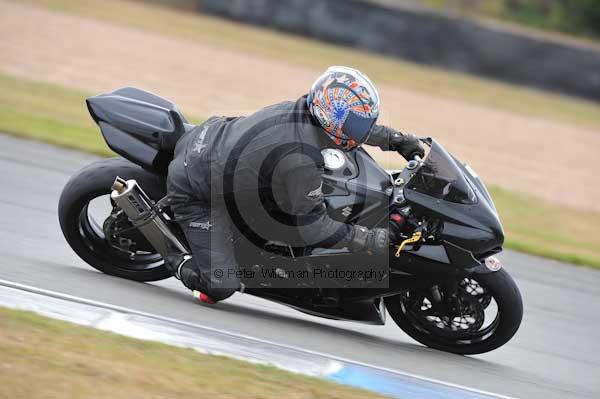 Motorcycle action photographs;Trackday digital images;donington;donington park leicestershire;donington photographs;event digital images;eventdigitalimages;no limits trackday;peter wileman photography;trackday;trackday photos