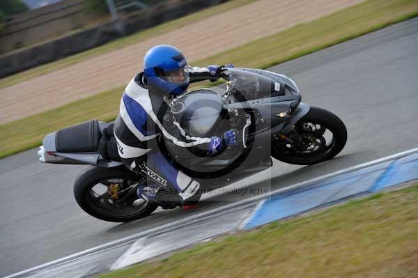 Motorcycle action photographs;Trackday digital images;donington;donington park leicestershire;donington photographs;event digital images;eventdigitalimages;no limits trackday;peter wileman photography;trackday;trackday photos