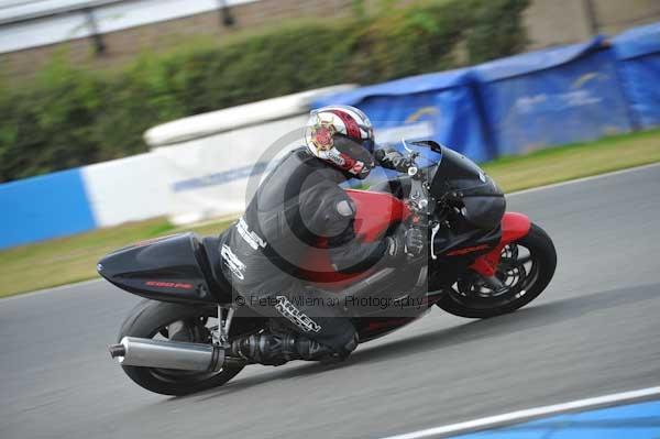 Motorcycle action photographs;Trackday digital images;donington;donington park leicestershire;donington photographs;event digital images;eventdigitalimages;no limits trackday;peter wileman photography;trackday;trackday photos