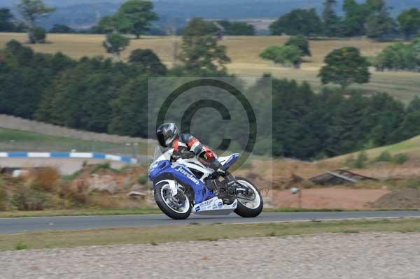Motorcycle action photographs;Trackday digital images;donington;donington park leicestershire;donington photographs;event digital images;eventdigitalimages;no limits trackday;peter wileman photography;trackday;trackday photos