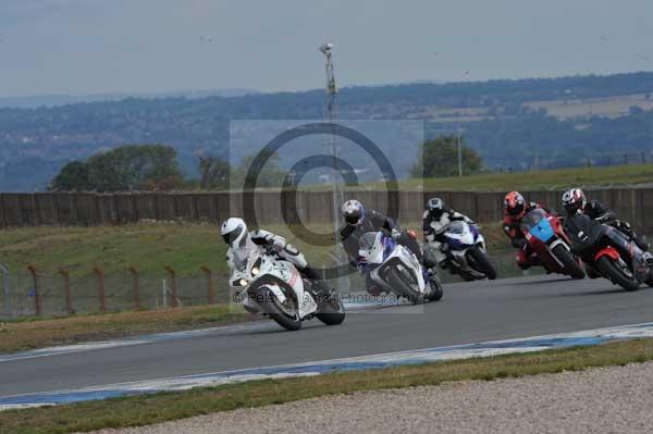 Motorcycle action photographs;Trackday digital images;donington;donington park leicestershire;donington photographs;event digital images;eventdigitalimages;no limits trackday;peter wileman photography;trackday;trackday photos