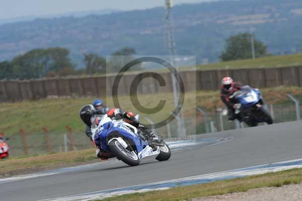 Motorcycle action photographs;Trackday digital images;donington;donington park leicestershire;donington photographs;event digital images;eventdigitalimages;no limits trackday;peter wileman photography;trackday;trackday photos