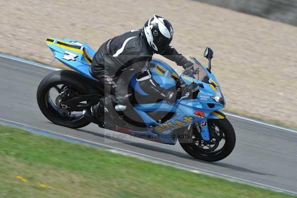 Motorcycle action photographs;Trackday digital images;donington;donington park leicestershire;donington photographs;event digital images;eventdigitalimages;no limits trackday;peter wileman photography;trackday;trackday photos