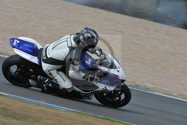 Motorcycle action photographs;Trackday digital images;donington;donington park leicestershire;donington photographs;event digital images;eventdigitalimages;no limits trackday;peter wileman photography;trackday;trackday photos
