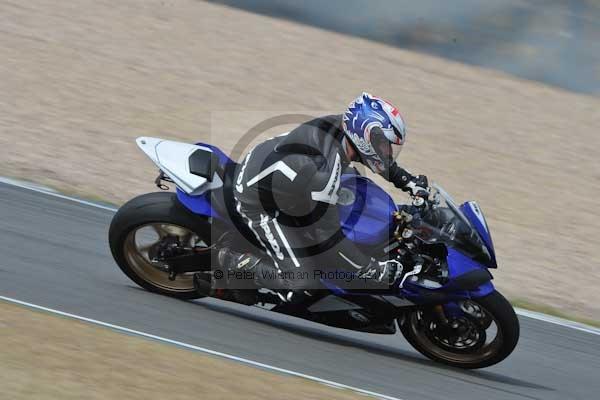 Motorcycle action photographs;Trackday digital images;donington;donington park leicestershire;donington photographs;event digital images;eventdigitalimages;no limits trackday;peter wileman photography;trackday;trackday photos