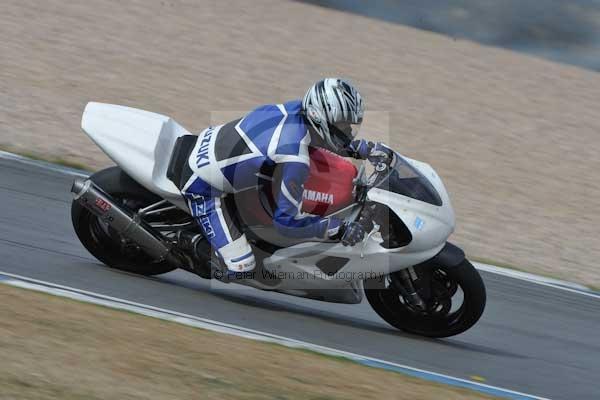 Motorcycle action photographs;Trackday digital images;donington;donington park leicestershire;donington photographs;event digital images;eventdigitalimages;no limits trackday;peter wileman photography;trackday;trackday photos