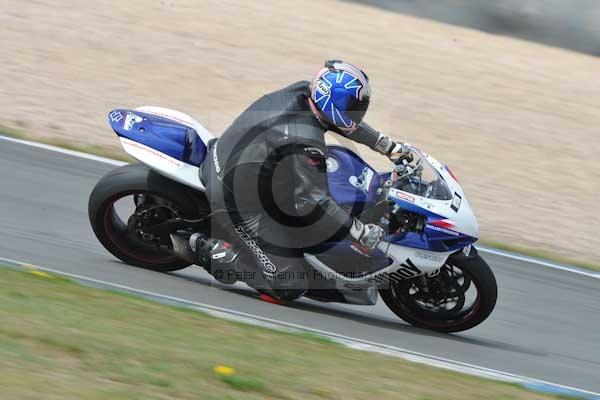 Motorcycle action photographs;Trackday digital images;donington;donington park leicestershire;donington photographs;event digital images;eventdigitalimages;no limits trackday;peter wileman photography;trackday;trackday photos