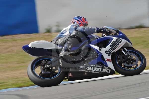 Motorcycle action photographs;Trackday digital images;donington;donington park leicestershire;donington photographs;event digital images;eventdigitalimages;no limits trackday;peter wileman photography;trackday;trackday photos
