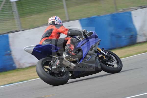 Motorcycle action photographs;Trackday digital images;donington;donington park leicestershire;donington photographs;event digital images;eventdigitalimages;no limits trackday;peter wileman photography;trackday;trackday photos