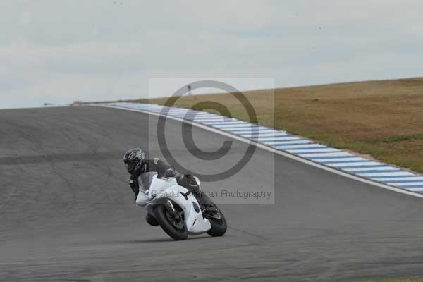 Motorcycle action photographs;Trackday digital images;donington;donington park leicestershire;donington photographs;event digital images;eventdigitalimages;no limits trackday;peter wileman photography;trackday;trackday photos