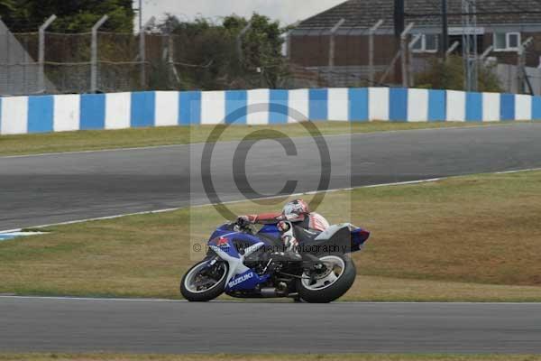 Motorcycle action photographs;Trackday digital images;donington;donington park leicestershire;donington photographs;event digital images;eventdigitalimages;no limits trackday;peter wileman photography;trackday;trackday photos