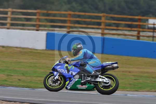 Motorcycle action photographs;Trackday digital images;donington;donington park leicestershire;donington photographs;event digital images;eventdigitalimages;no limits trackday;peter wileman photography;trackday;trackday photos