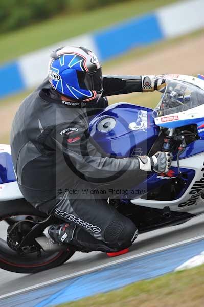 Motorcycle action photographs;Trackday digital images;donington;donington park leicestershire;donington photographs;event digital images;eventdigitalimages;no limits trackday;peter wileman photography;trackday;trackday photos