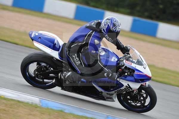 Motorcycle action photographs;Trackday digital images;donington;donington park leicestershire;donington photographs;event digital images;eventdigitalimages;no limits trackday;peter wileman photography;trackday;trackday photos