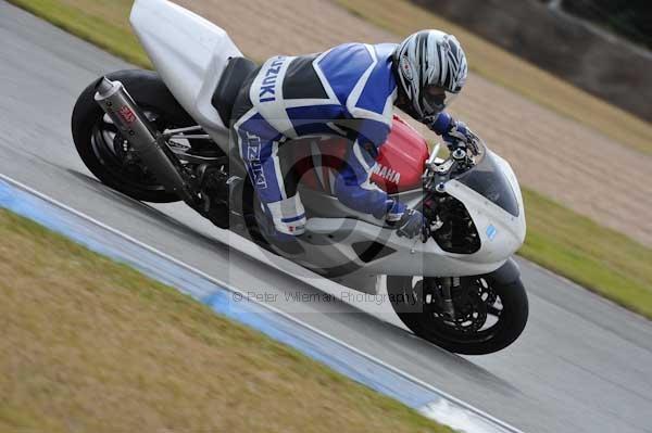 Motorcycle action photographs;Trackday digital images;donington;donington park leicestershire;donington photographs;event digital images;eventdigitalimages;no limits trackday;peter wileman photography;trackday;trackday photos