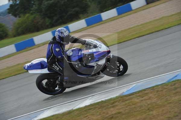 Motorcycle action photographs;Trackday digital images;donington;donington park leicestershire;donington photographs;event digital images;eventdigitalimages;no limits trackday;peter wileman photography;trackday;trackday photos