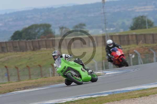 Motorcycle action photographs;Trackday digital images;donington;donington park leicestershire;donington photographs;event digital images;eventdigitalimages;no limits trackday;peter wileman photography;trackday;trackday photos