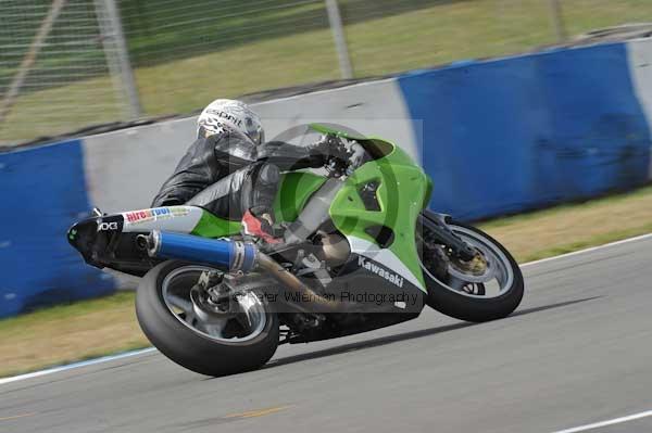 Motorcycle action photographs;Trackday digital images;donington;donington park leicestershire;donington photographs;event digital images;eventdigitalimages;no limits trackday;peter wileman photography;trackday;trackday photos
