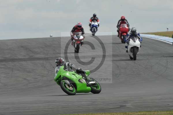 Motorcycle action photographs;Trackday digital images;donington;donington park leicestershire;donington photographs;event digital images;eventdigitalimages;no limits trackday;peter wileman photography;trackday;trackday photos