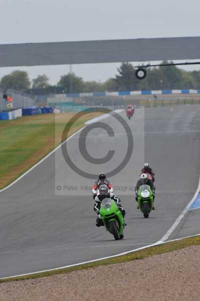 Motorcycle action photographs;Trackday digital images;donington;donington park leicestershire;donington photographs;event digital images;eventdigitalimages;no limits trackday;peter wileman photography;trackday;trackday photos
