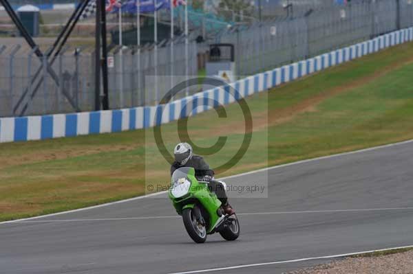 Motorcycle action photographs;Trackday digital images;donington;donington park leicestershire;donington photographs;event digital images;eventdigitalimages;no limits trackday;peter wileman photography;trackday;trackday photos