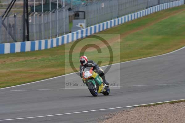 Motorcycle action photographs;Trackday digital images;donington;donington park leicestershire;donington photographs;event digital images;eventdigitalimages;no limits trackday;peter wileman photography;trackday;trackday photos