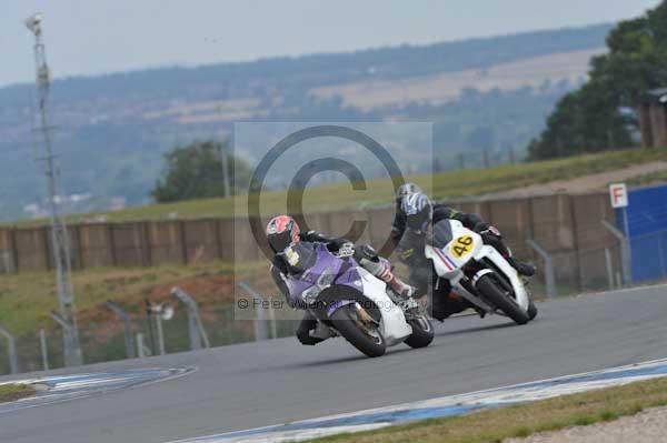 Motorcycle action photographs;Trackday digital images;donington;donington park leicestershire;donington photographs;event digital images;eventdigitalimages;no limits trackday;peter wileman photography;trackday;trackday photos
