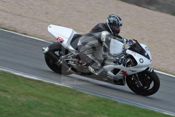 Motorcycle action photographs;Trackday digital images;donington;donington park leicestershire;donington photographs;event digital images;eventdigitalimages;no limits trackday;peter wileman photography;trackday;trackday photos